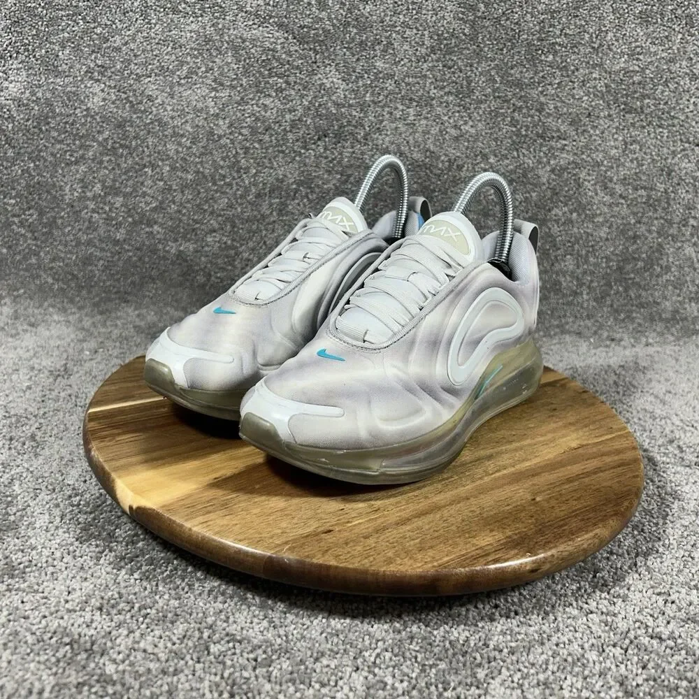 Nike Air Max 720 AQ3196-010 Youth Size 4Y Airbrush Gray Rainbow Athletic Shoes